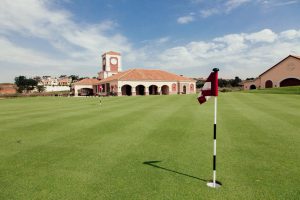 Uganda Golfing Safari: Golf Tour